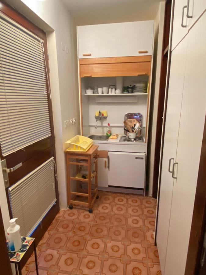Apartments Stella-Dora 로파르 외부 사진